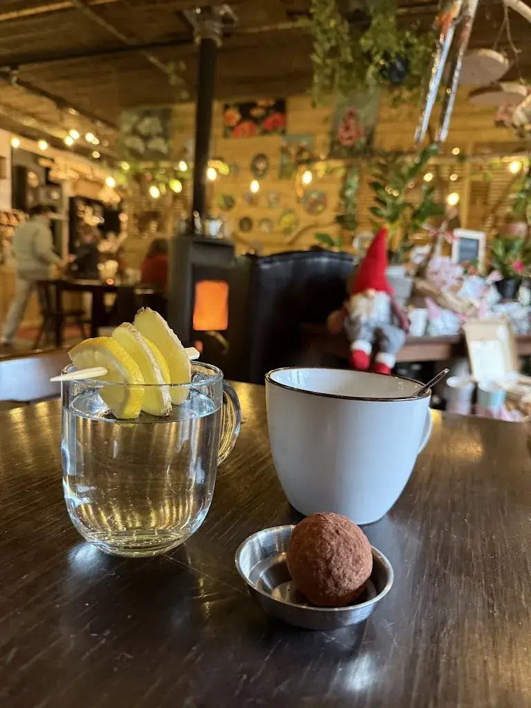 Petra Ross_Theeschenkerij & Streekwinkel Proef de Tuin_Boskoop_review