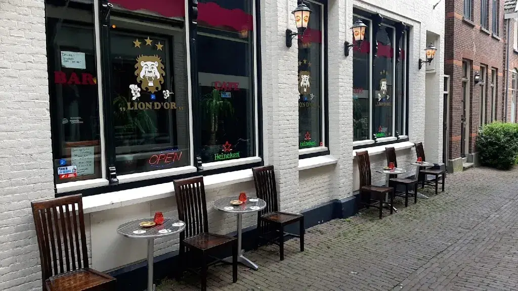 Café "Lion d'Or" restaurant in Boskoop