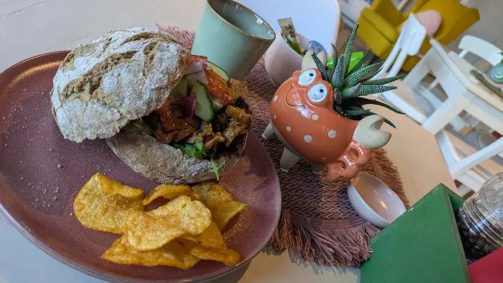 Kimberly Kuiper_Kroos, Koffie & Kids_Boskoop_recensione