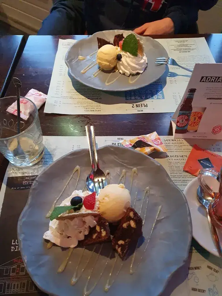 Plein 2_Giessenburg_slider_image_3