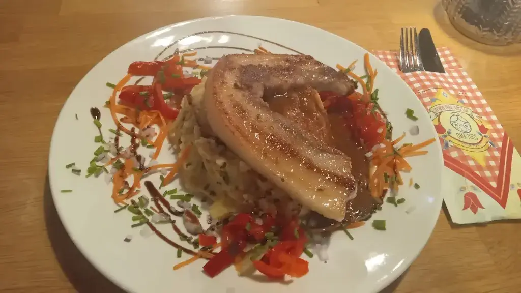 Donna Fry_Oma Toos Scheveningen, Pannenkoekenhuis Scheveningen_Haag_avis