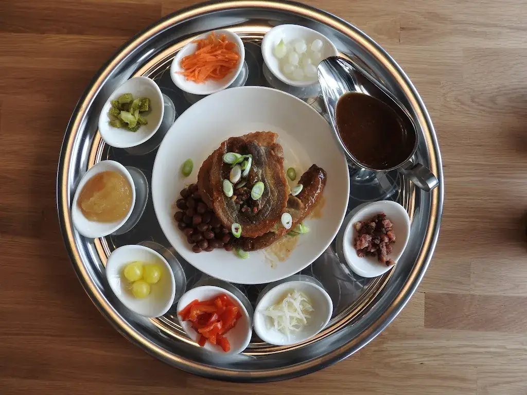 Oma Toos Scheveningen, Pannenkoekenhuis Scheveningen_Haag_slider_image_3