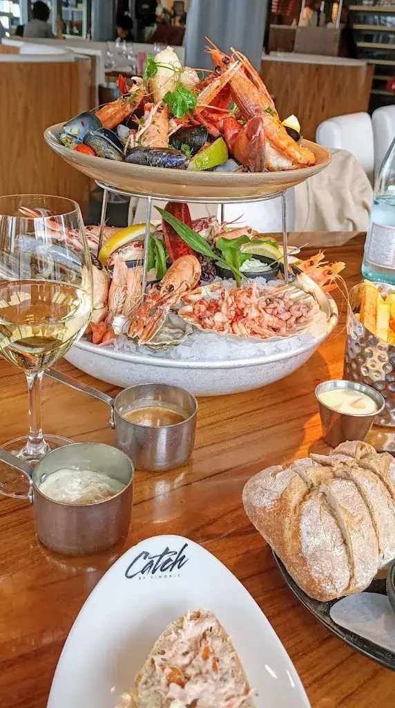 Dario Raneri_Catch by Simonis_Haag_reseña