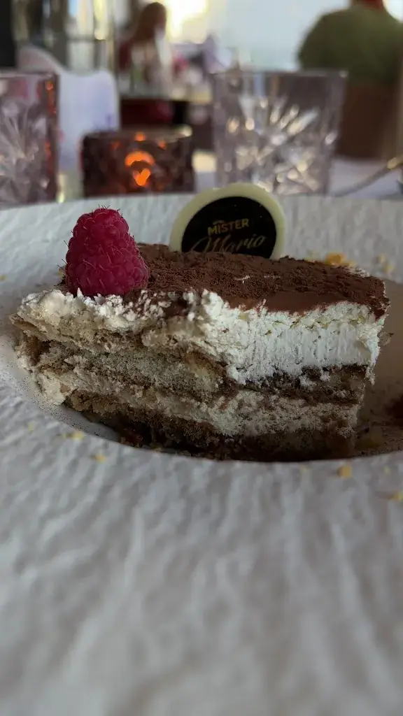 Mister Mario_Haag_slider_image_2