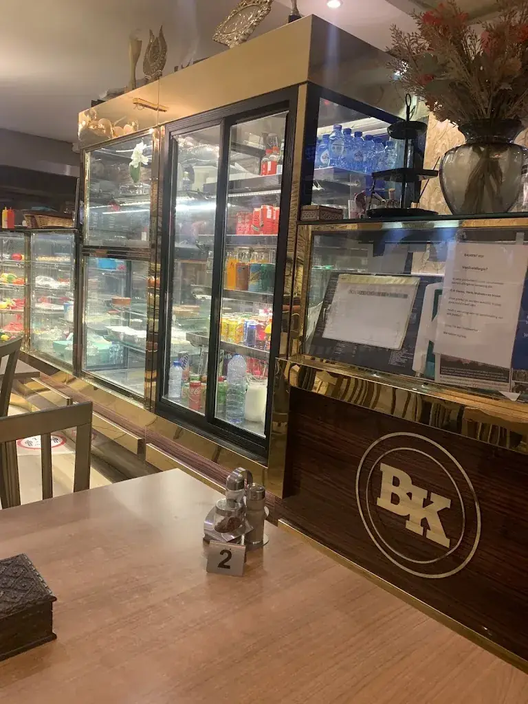 Cafe Baskent_Rotterdam_slider_image_1