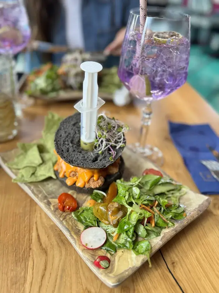 Kasia Sadowy_BY AMI Rotterdam_Rotterdam_recensione