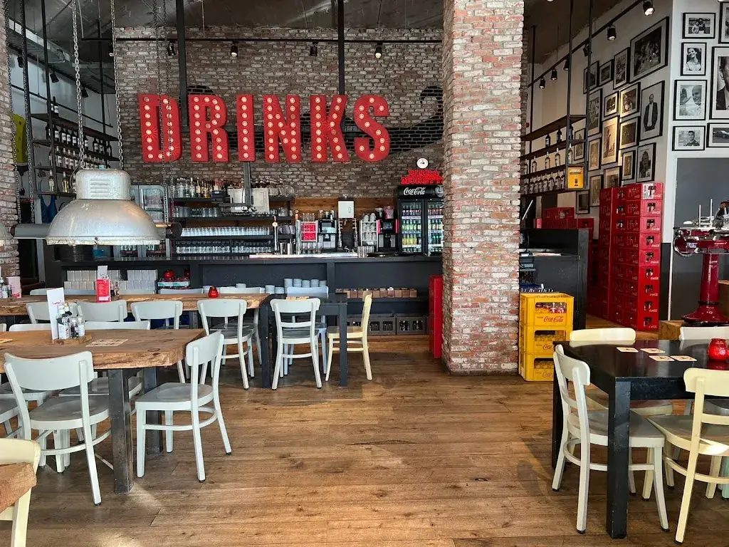 Happy Italy Rotterdam Zuid restaurant in Rotterdam