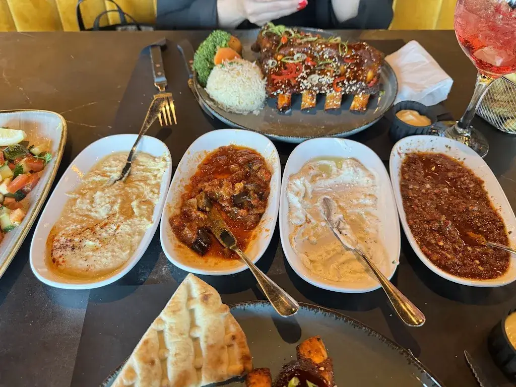 Menü_Restaurant MEQAN_IJssel_Bild_4