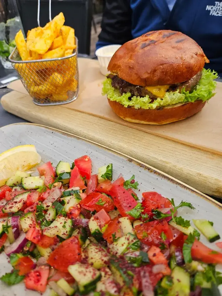 Menü_Restaurant MEQAN_IJssel_Bild_5