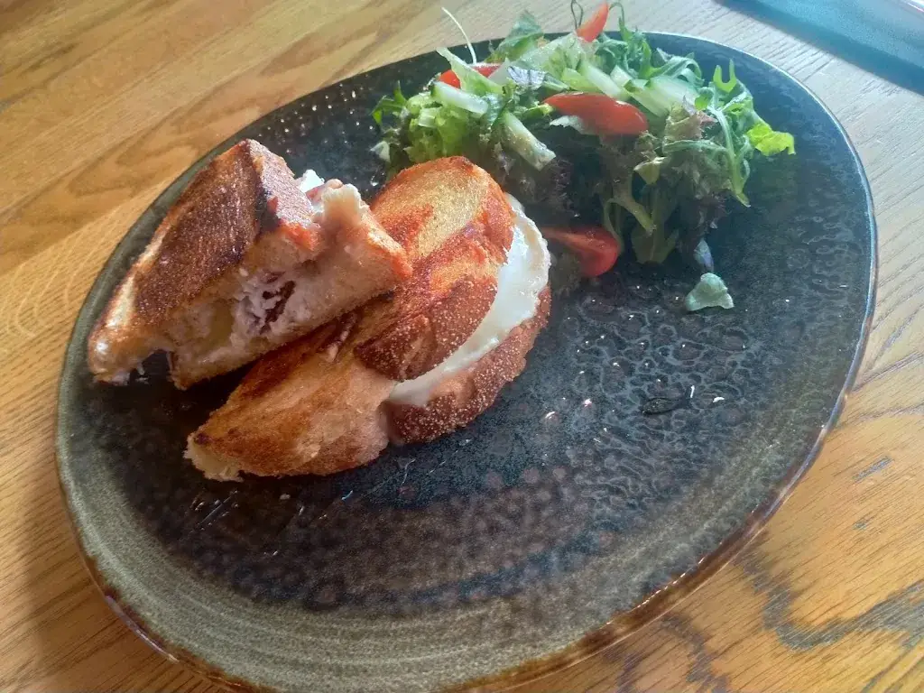 Mateusz Maniakowski_Café Buddingh_Dordrecht_Bewertung