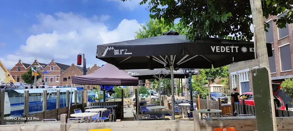 Dr Win Sutanto_Café Restaurant Merz Dordrecht_Dordrecht_review