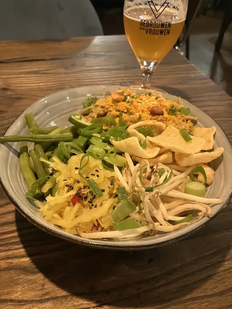 Rob Johnston_Rebel Rebel_Dordrecht_review