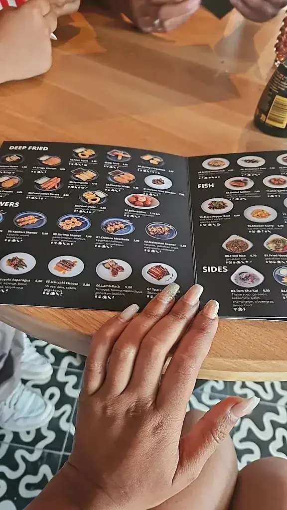 Menu_Yosi Burgum_Burgum_image_1