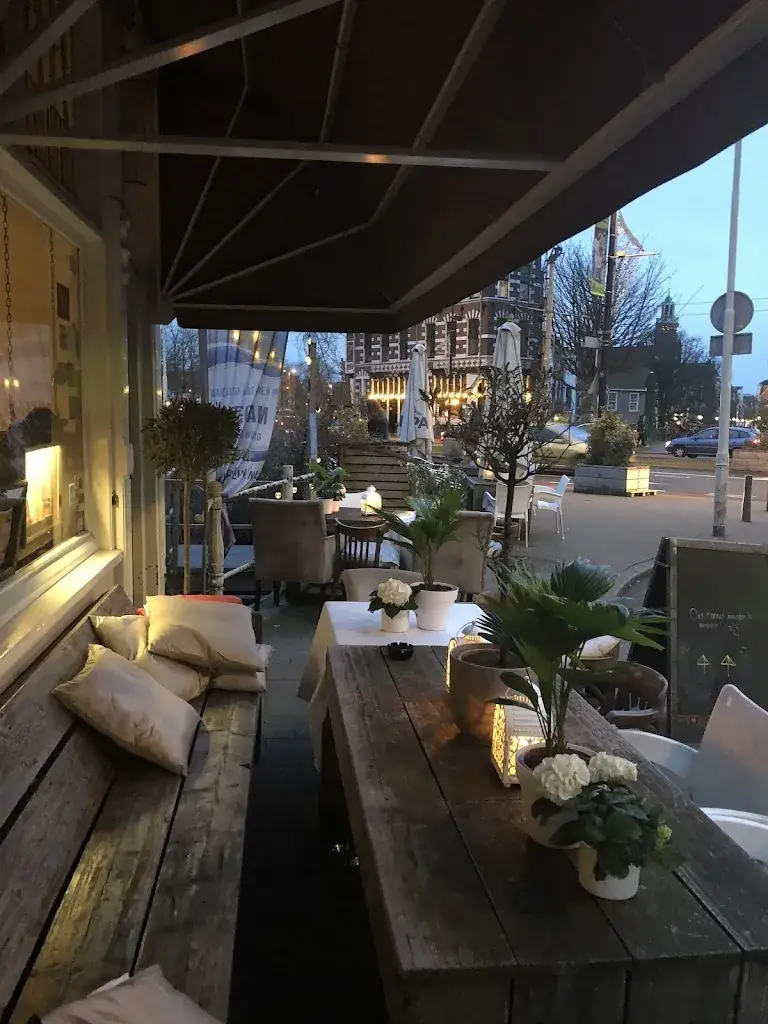Café Soif restaurant in Rotterdam