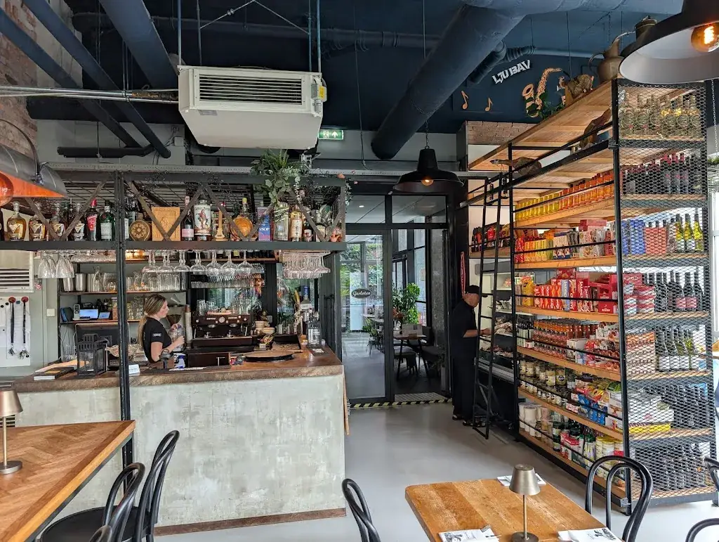 Balkan Deli Rotterdam_Rotterdam_slider_image_3