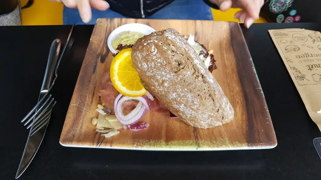 Menu_Restaria 't Luifeltje_Burgum_image_5