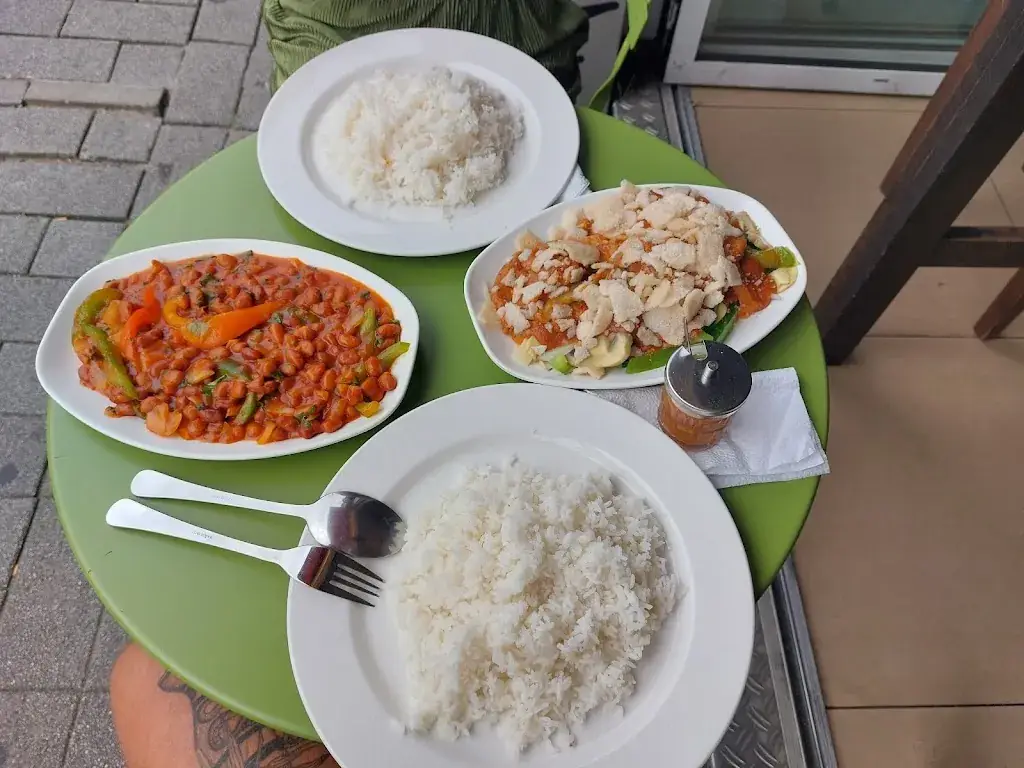 Simon Heiß_Afhaalcentrum Tai Wah Rotterdam_Rotterdam_review