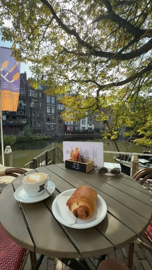 Ada D_Altstadt Rotterdam_Rotterdam_review