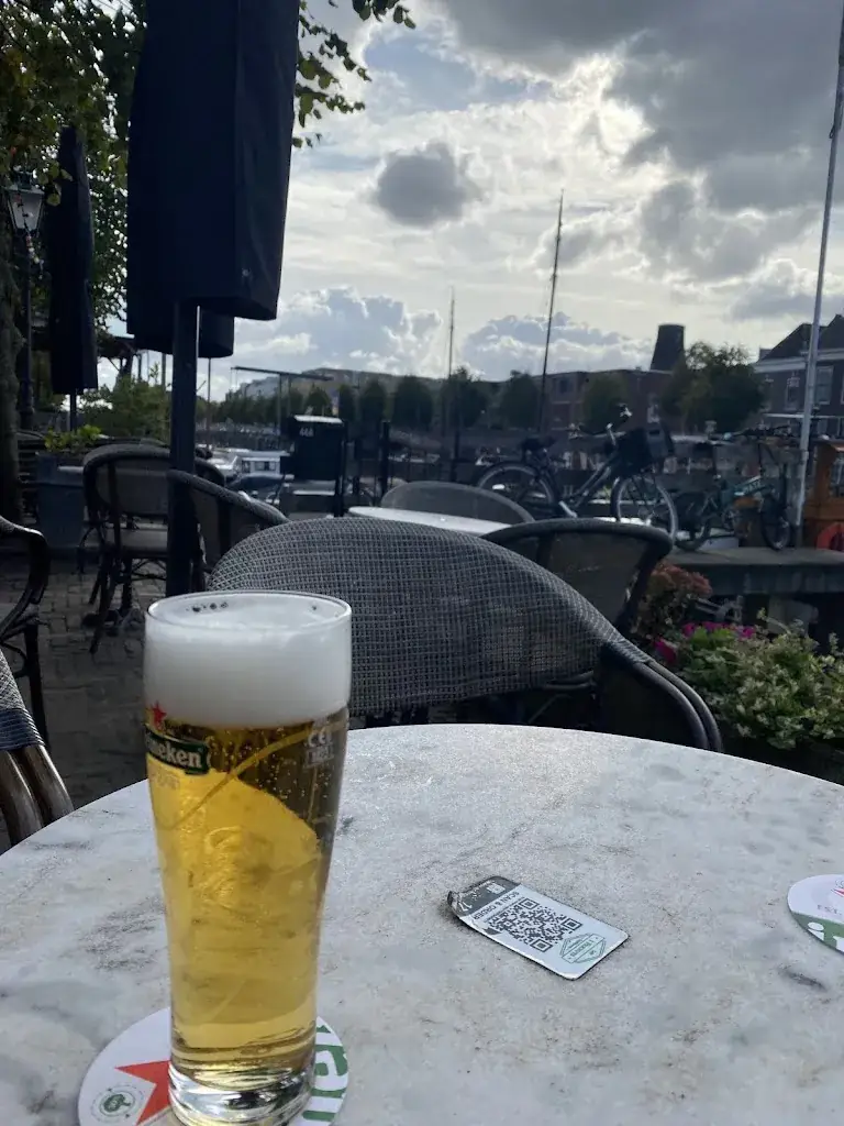 Maria Peixoto_Café 't Pakhuys_Rotterdam_review