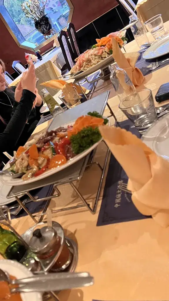 Menu_Chinese Muur_Burgum_image_3