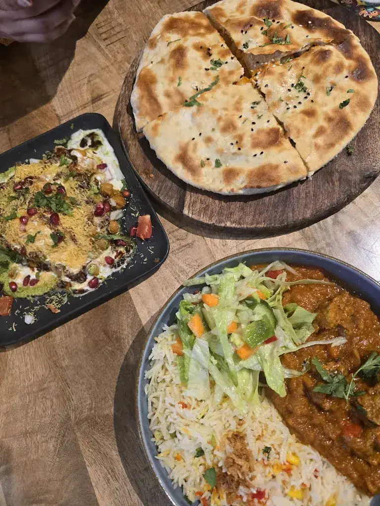 Redwan Rahmat_Naansense Indiaas-Pakistaanse Restaurant_IJssel_review