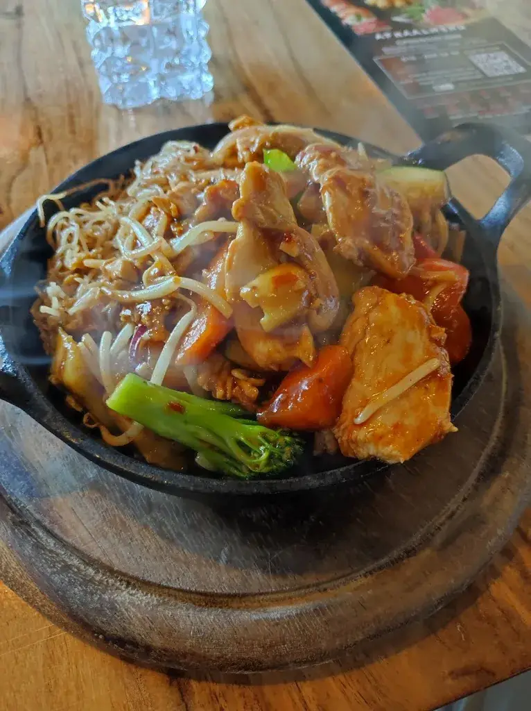 Yulun Wu_Wok 'N Sushi_IJssel_review