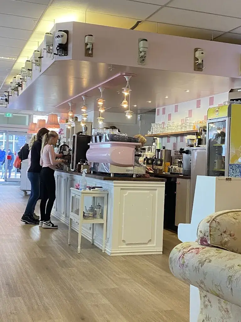 ehsan khodadadi_Bij Daan_Zoetermeer_review