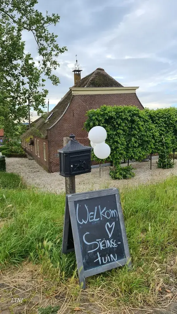 Leonor_The Steinse Garden_Haastrecht_recensione