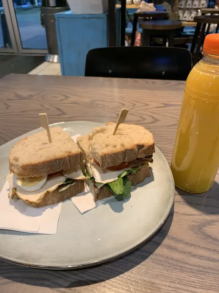 Aurel George Proorocu_OK Scheiwijk_Hoogblokland_review