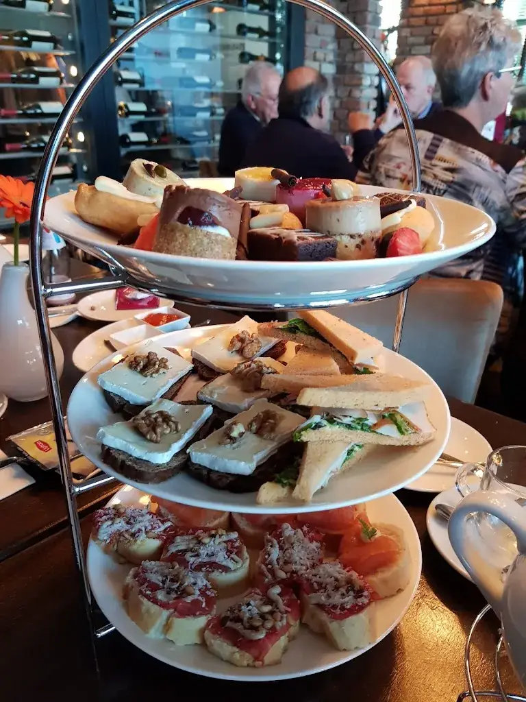 Heeren van Ambacht_Hendrik-Ido-Ambacht_slider_image_2