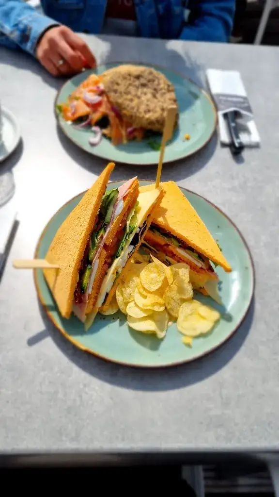 Menu_Eeterij Tapperij 't Ambacht_Hendrik-Ido-Ambacht_image_7