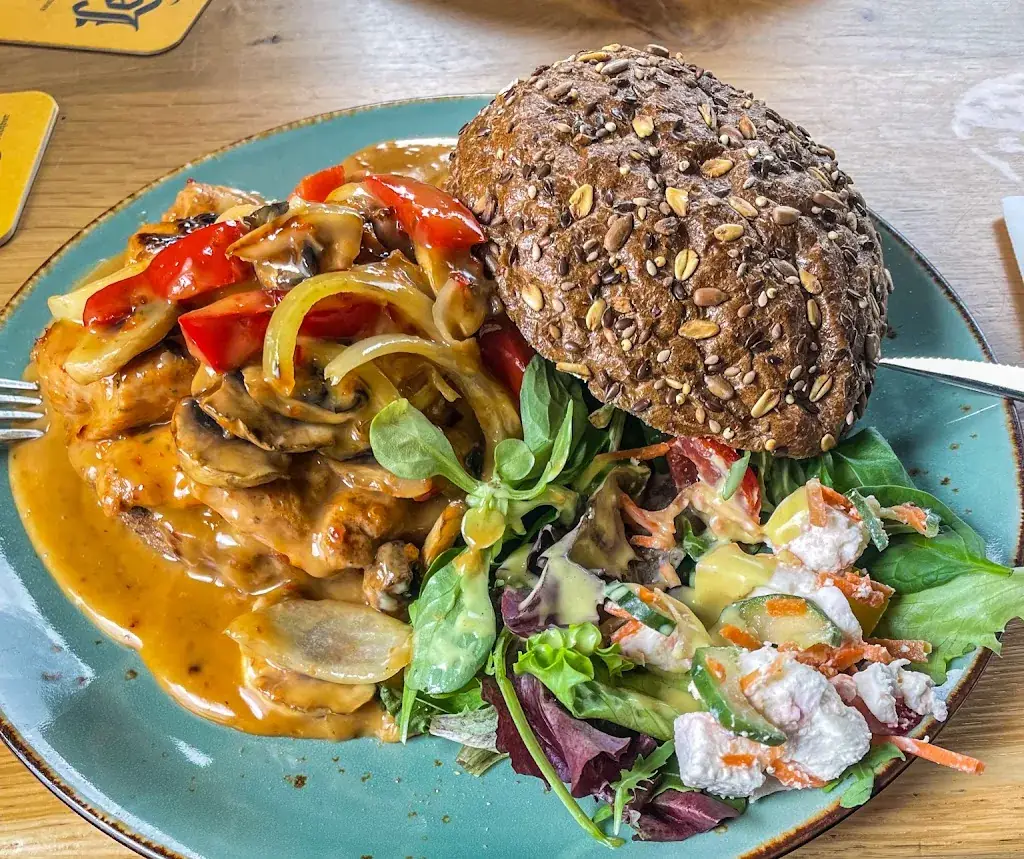 Eeterij Tapperij 't Ambacht_Hendrik-Ido-Ambacht_slider_image_3