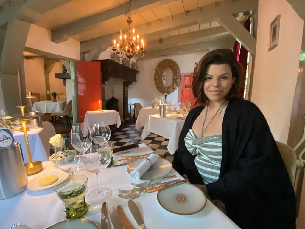 Maria H_de Silveren Spiegel_Amsterdam_avis