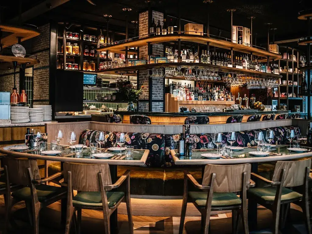 Il Mercato Ambacht restaurant in Hendrik-Ido-Ambacht