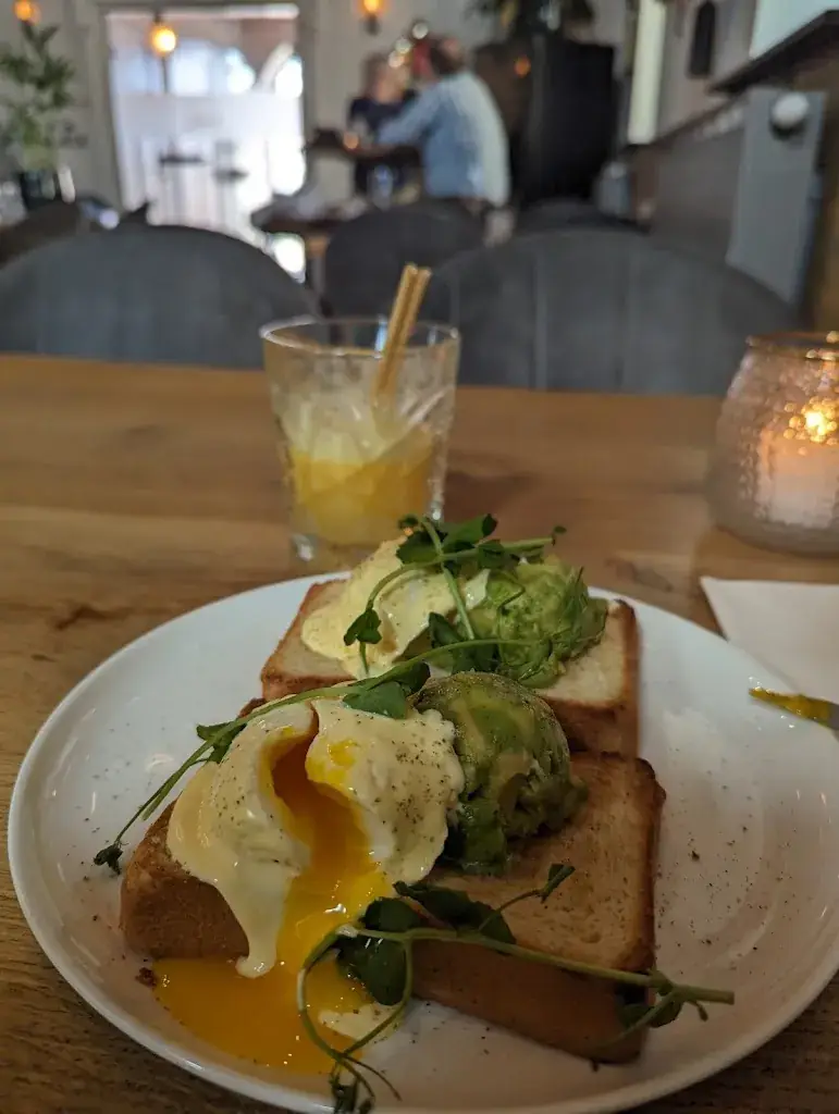 Valentin “Oreinak” Cheron_De Waag Hellevoetsluis_Hellevoetsluis_review