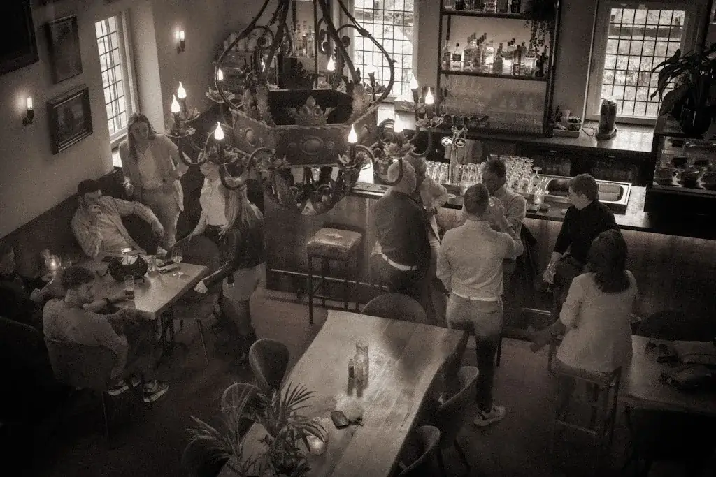 De Waag Hellevoetsluis restaurant in Hellevoetsluis