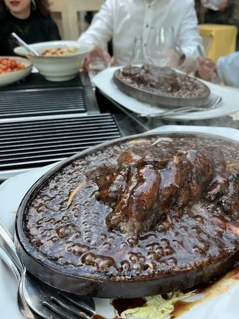 Manahil Khan_Flamingo Paradise_Wassenaar_review