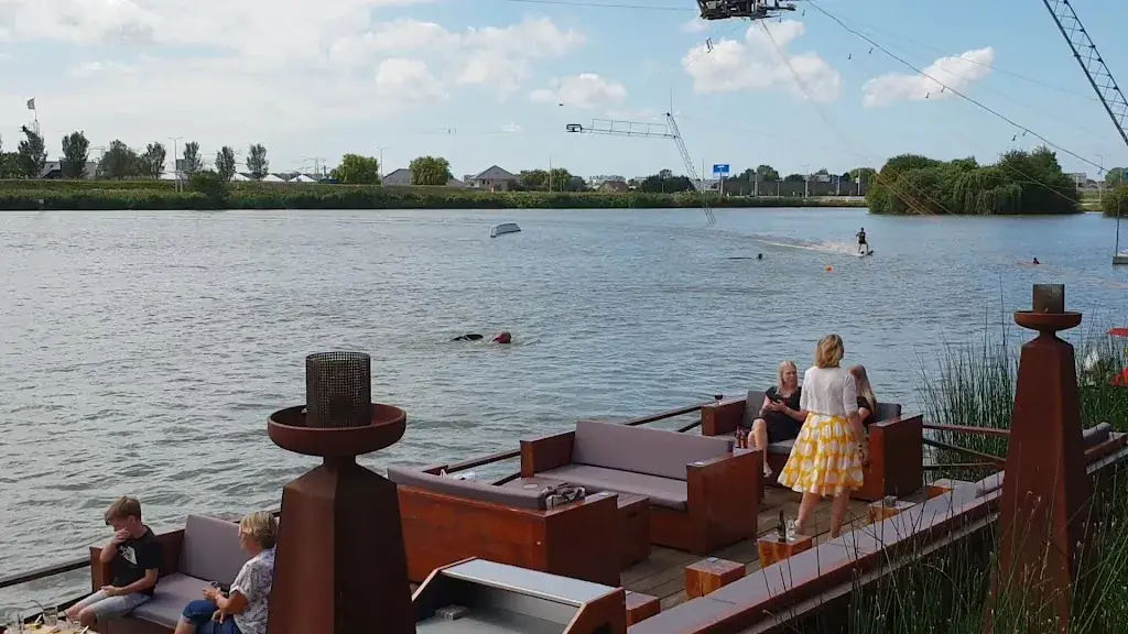 Wollebrand Restaurant & Cablepark_Honselersdijk_slider_image_2