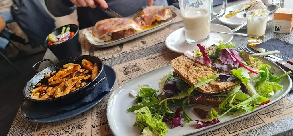 Menu_Brasserie/Cafetaria Family Treffers_Honselersdijk_image_6