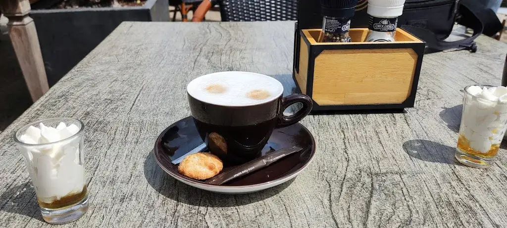 Menu_Brasserie/Cafetaria Family Treffers_Honselersdijk_image_7