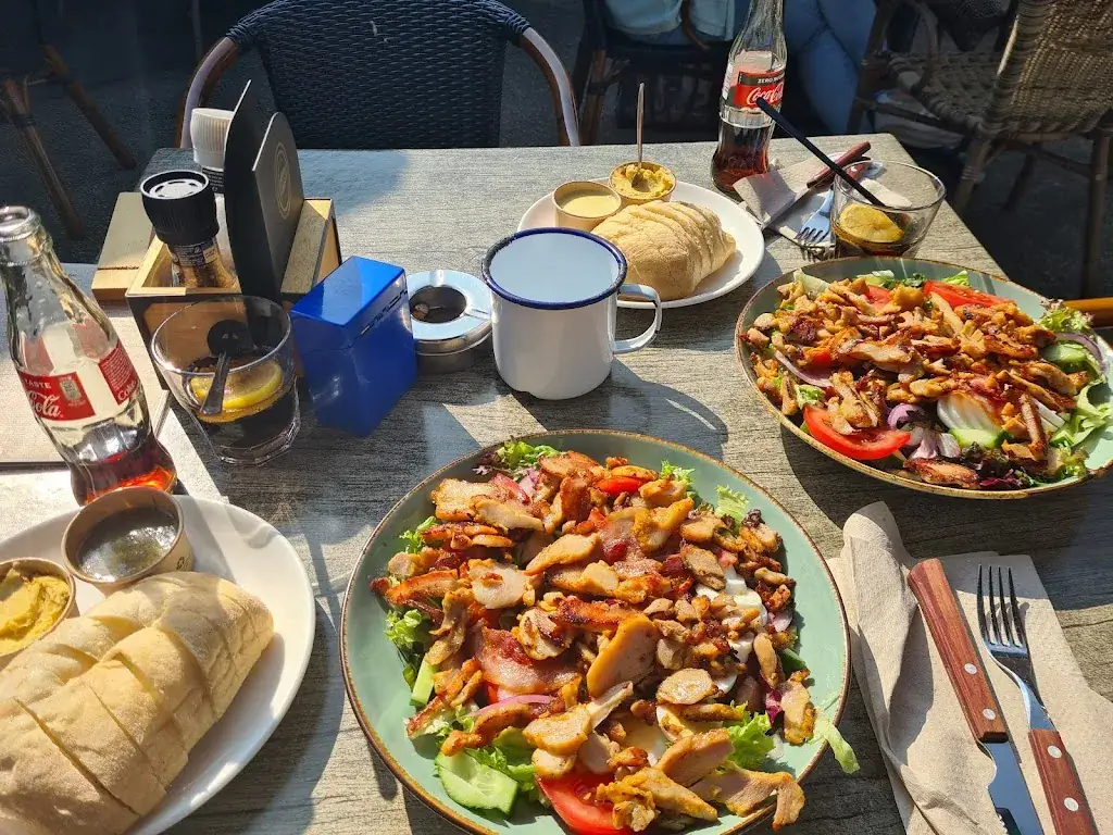 Menu_Brasserie/Cafetaria Family Treffers_Honselersdijk_image_9