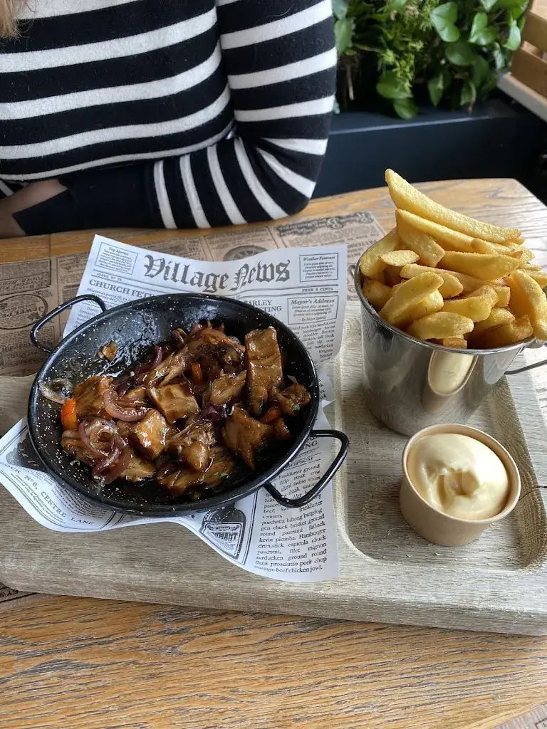 Tiago Caeiro_Brasserie/Cafetaria Family Treffers_Honselersdijk_review