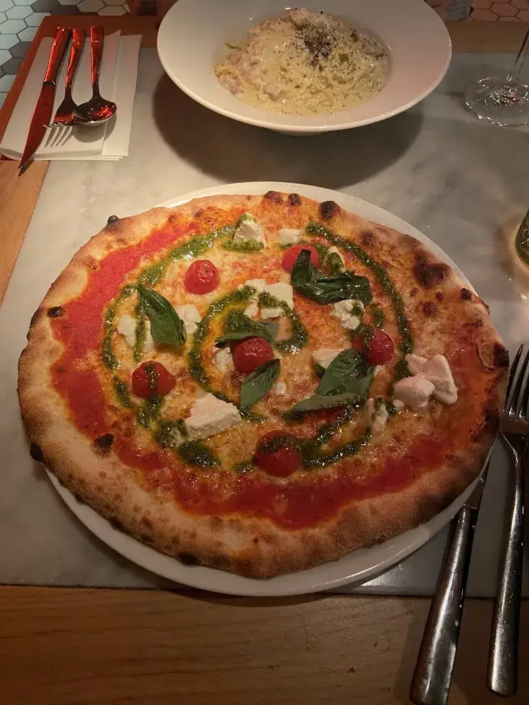 Francielly Paolla Guedes Rocha_Fratelli Naaldwijk_Naaldwijk_review