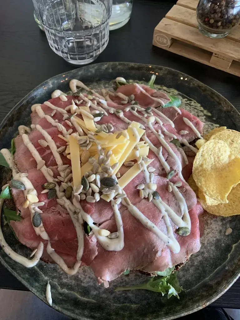 Florian Valentin_Lunchbreek_Hillegom_recensione