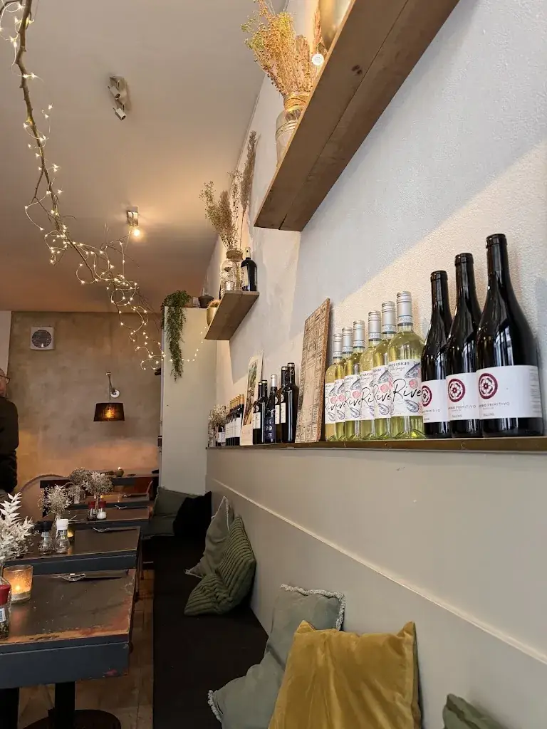 Bistro Noroc by Jarko_Leiden_slider_image_2