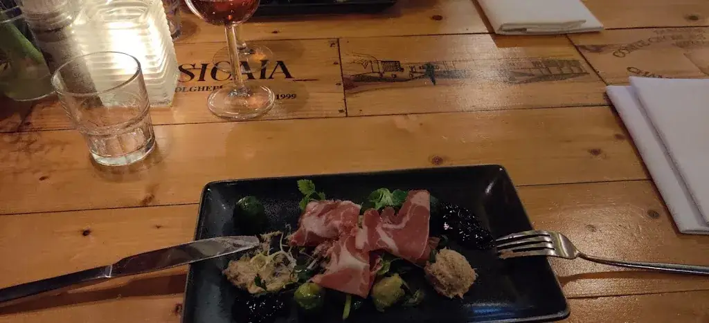 Valdemar Valeriaan_Verboden Toegang Restaurant Artikel 461_Leiden_review