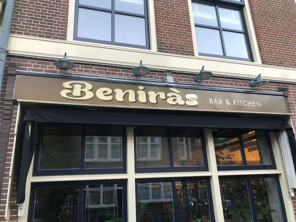 Beniràs Bar & Kitchen restaurant in Leiden