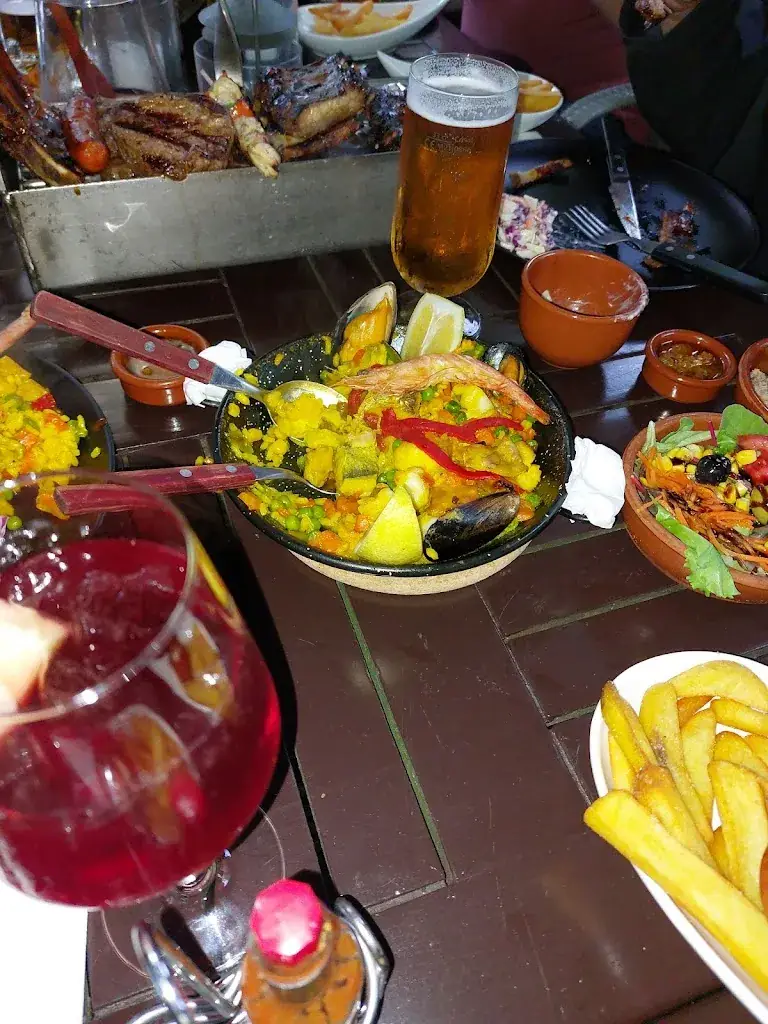 Keith Bateson_Casa Ramon_Leiden_review