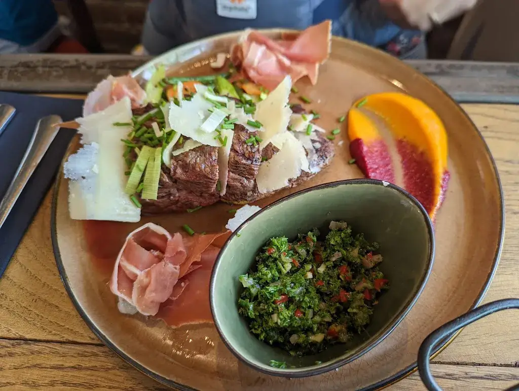 Menu_Eatery Neefies_Zee_image_9