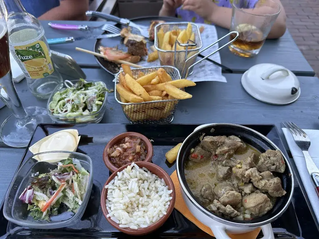 Anastasia_De Roskam_Zee_review